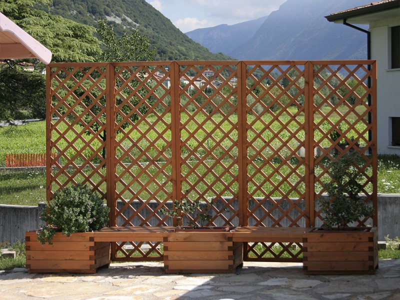 Grigliato da giardino in legno la pratolina Grigliato legno terrazzo