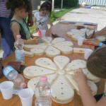 Durante il laboratorio di Falegnameria i bambini si sono divertiti a realizzare dei simpatici portapenne in legno.